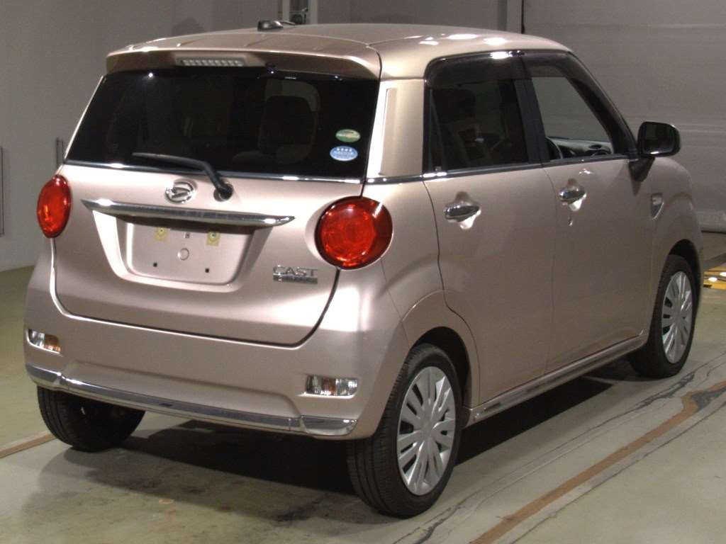 2015 Daihatsu Cast LA250S[1]