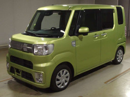 2018 Daihatsu Wake