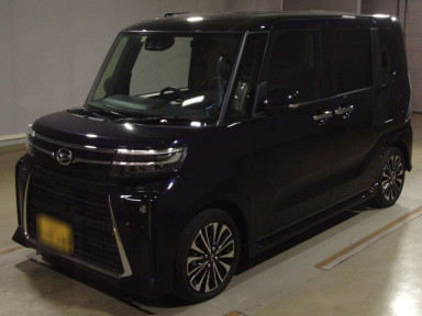 2023 Daihatsu Tanto Custom