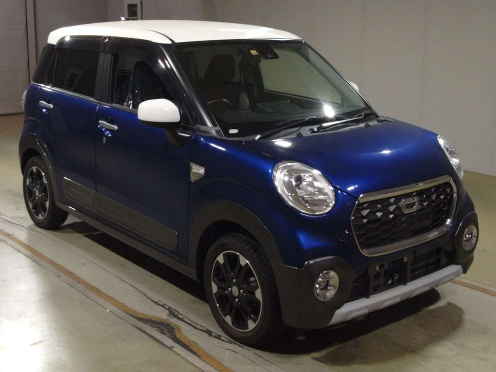 2015 Daihatsu Cast LA250S[2]