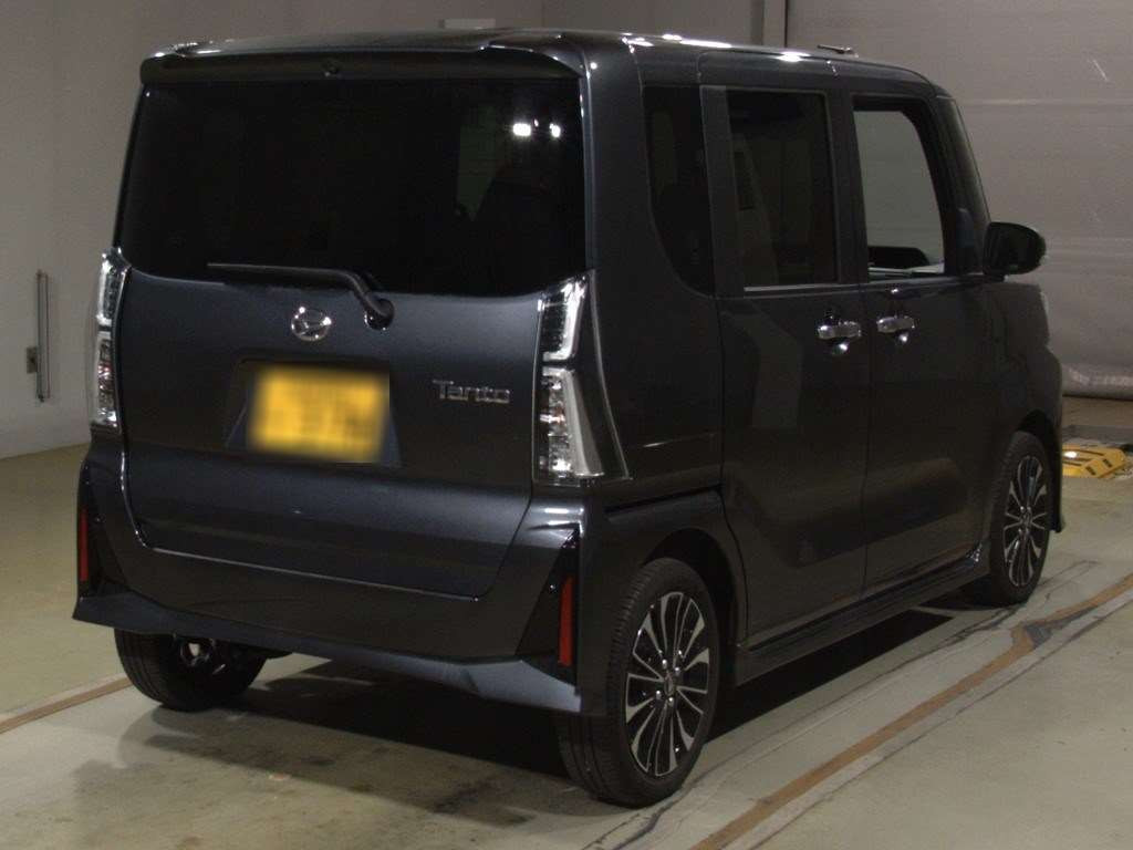 2023 Daihatsu Tanto Custom LA650S[1]