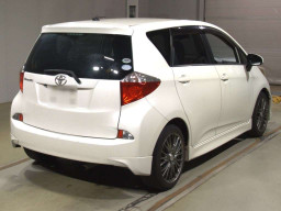 2012 Toyota Ractis