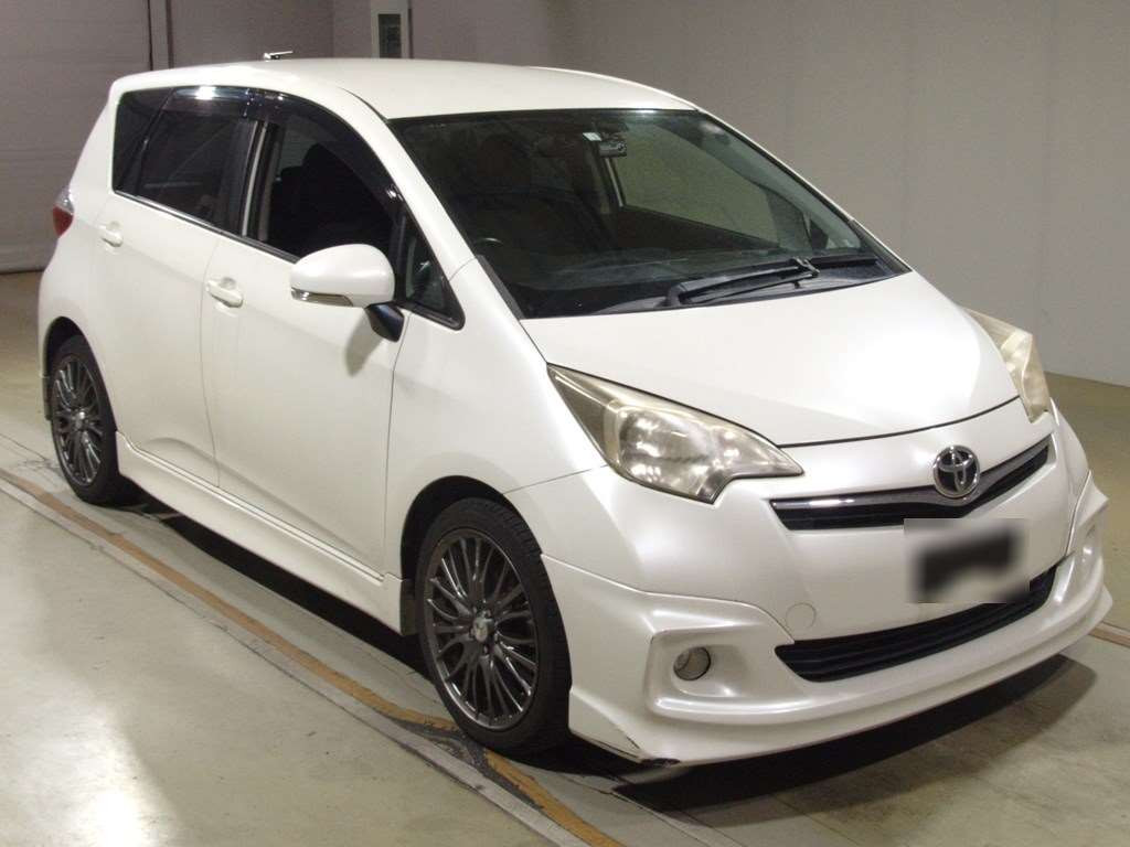 2012 Toyota Ractis NCP120[2]