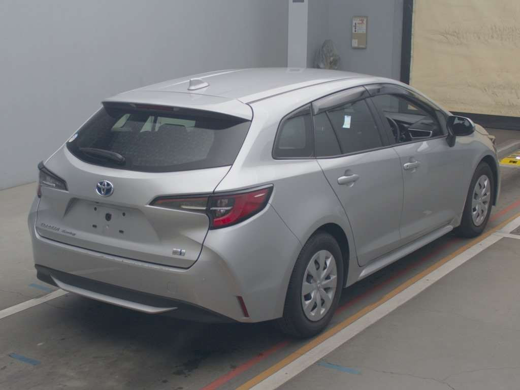 2021 Toyota Corolla Touring Wagon ZWE211W[1]