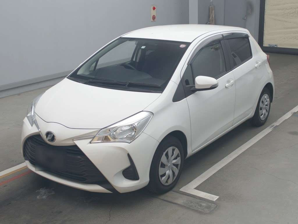 2017 Toyota Vitz KSP130[0]