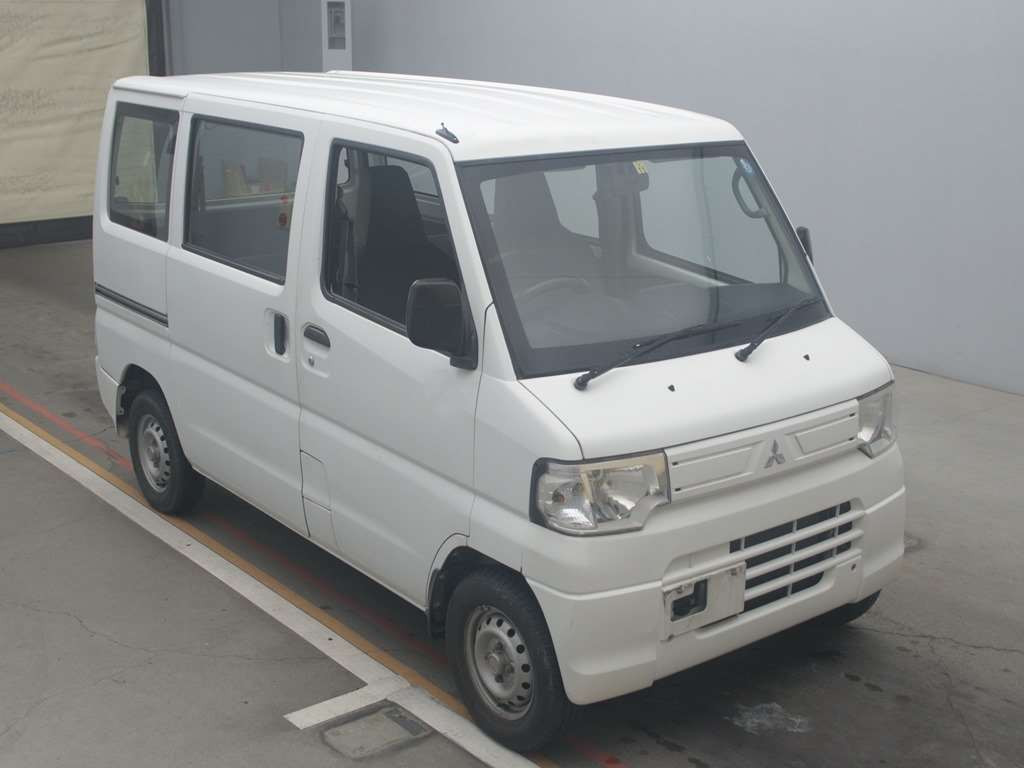 2014 Mitsubishi Minicab Van U62V[2]