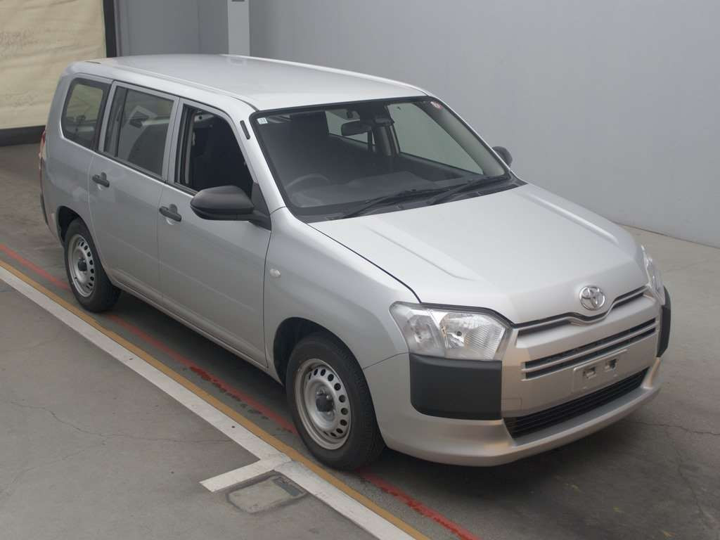 2020 Toyota Probox NSP160V[2]