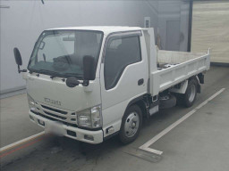 2020 Isuzu Elf Truck