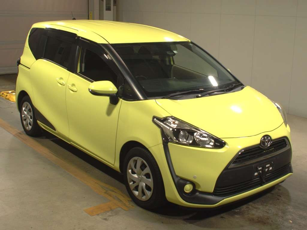 2016 Toyota Sienta NSP170G[2]