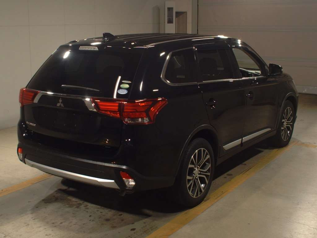 2017 Mitsubishi Outlander GF7W[1]