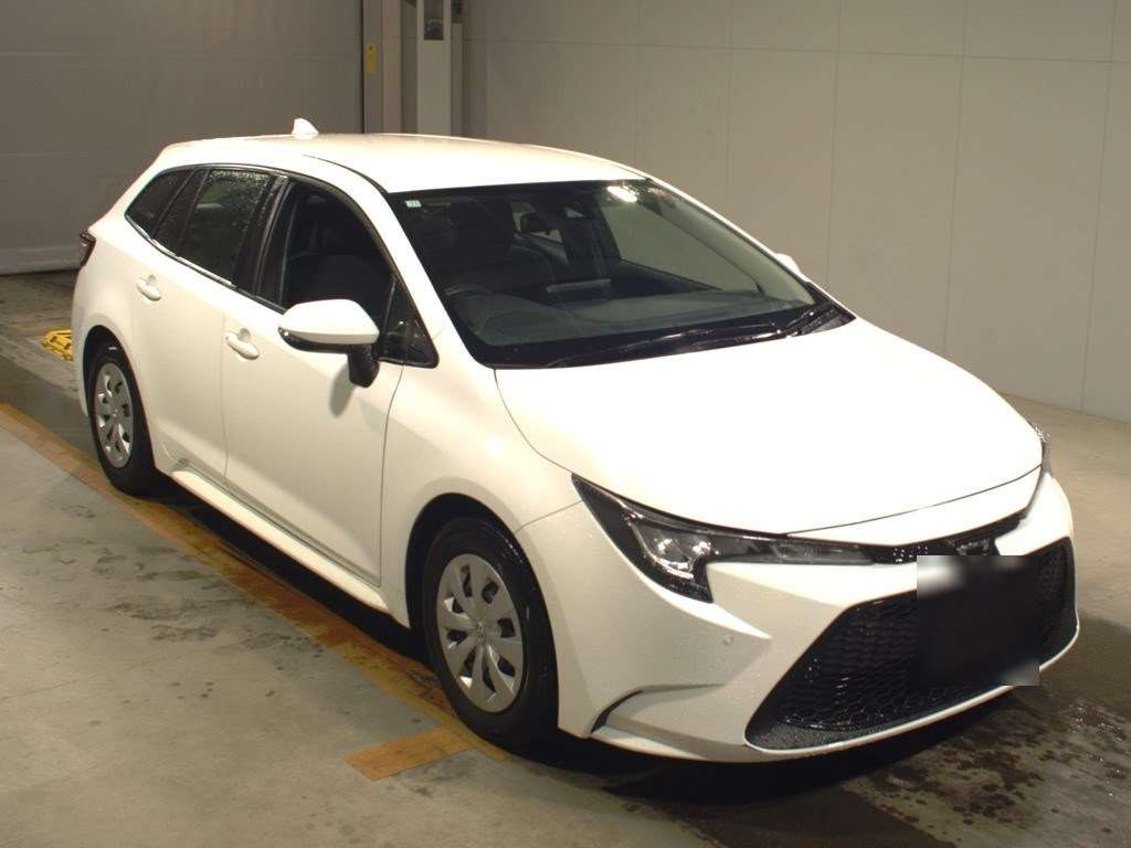 2019 Toyota Corolla Touring Wagon ZRE212W[2]