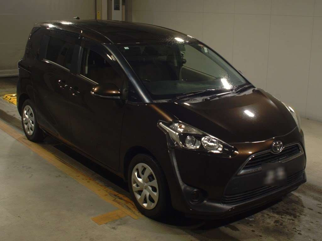 2017 Toyota Sienta NSP170G[2]