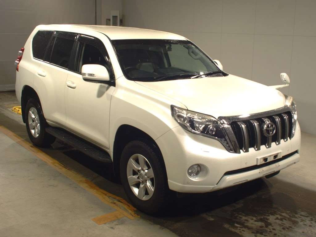 2015 Toyota Land Cruiser Prado GDJ150W[2]