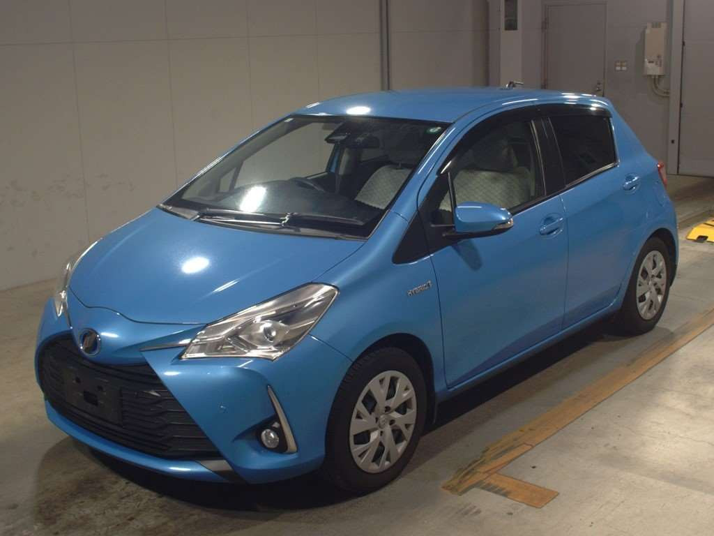 2019 Toyota Vitz NHP130[0]