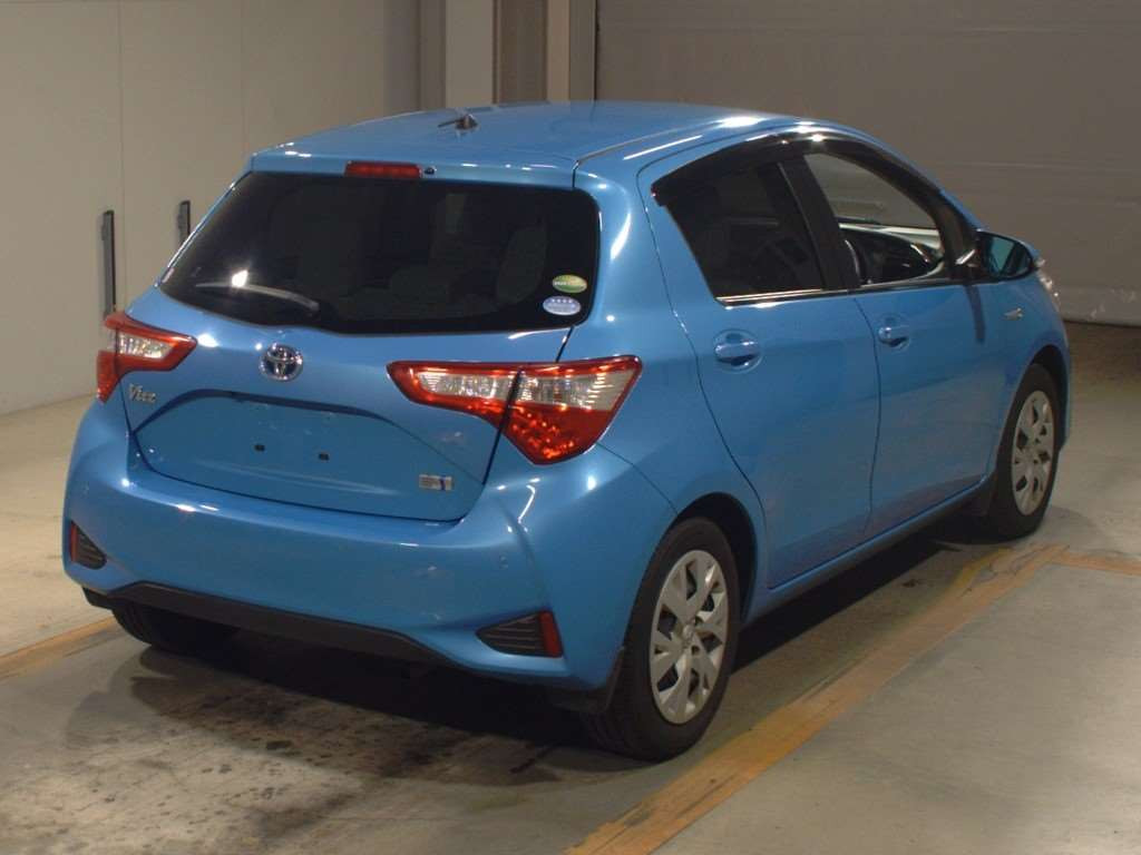 2019 Toyota Vitz NHP130[1]