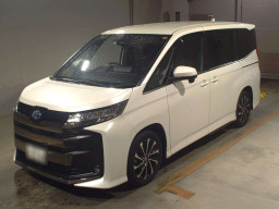 2022 Toyota Noah