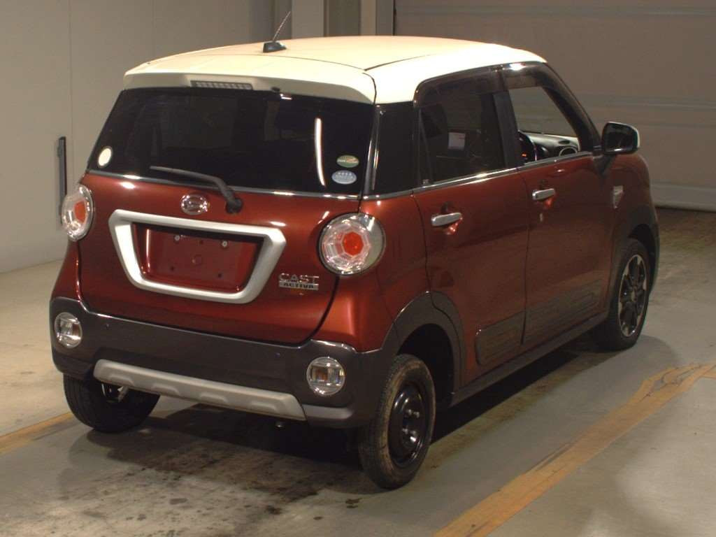 2015 Daihatsu Cast LA250S[1]