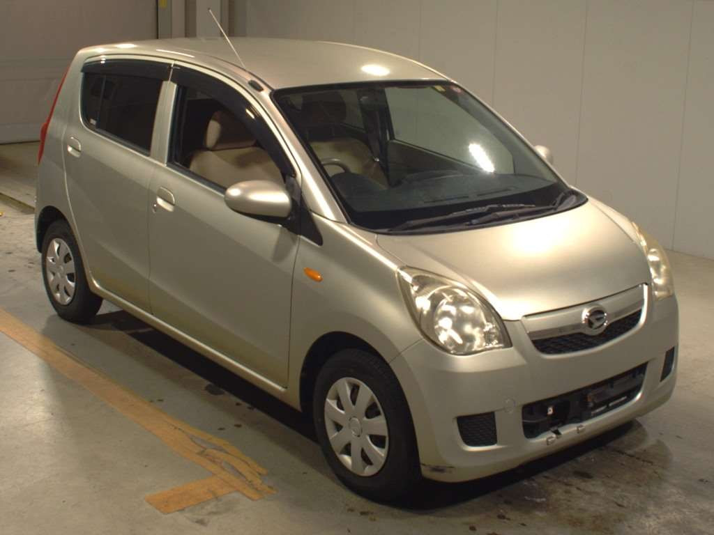 2010 Daihatsu Mira L275S[2]