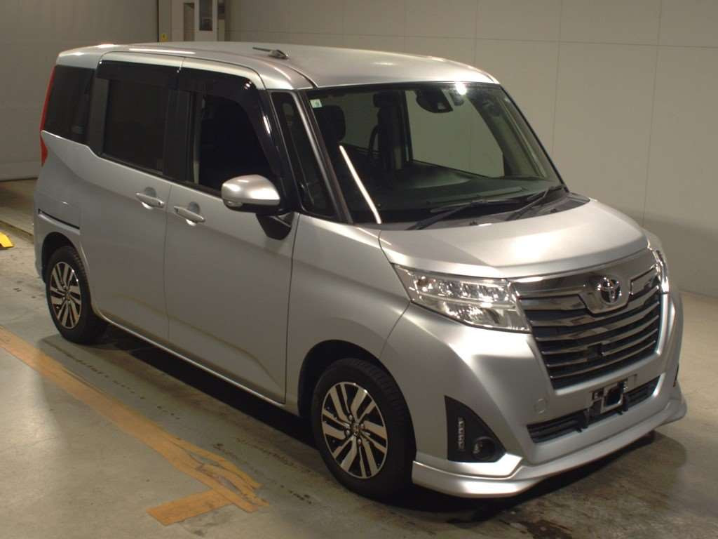 2018 Toyota Roomy M900A[2]