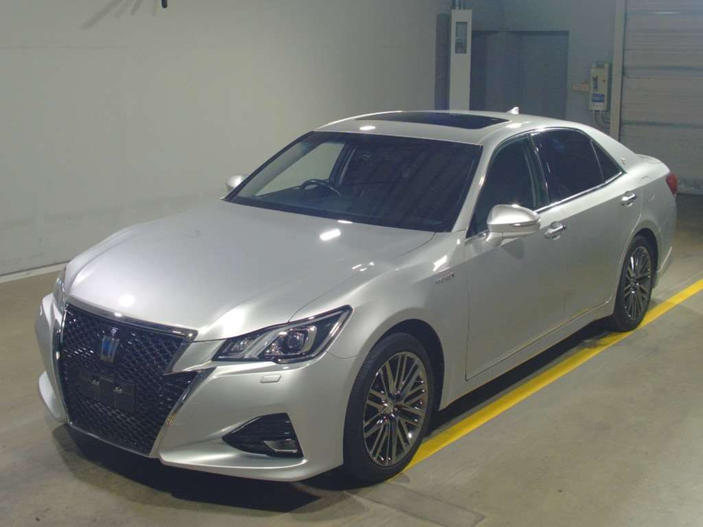 2016 Toyota Crown Hybrid AWS211[0]