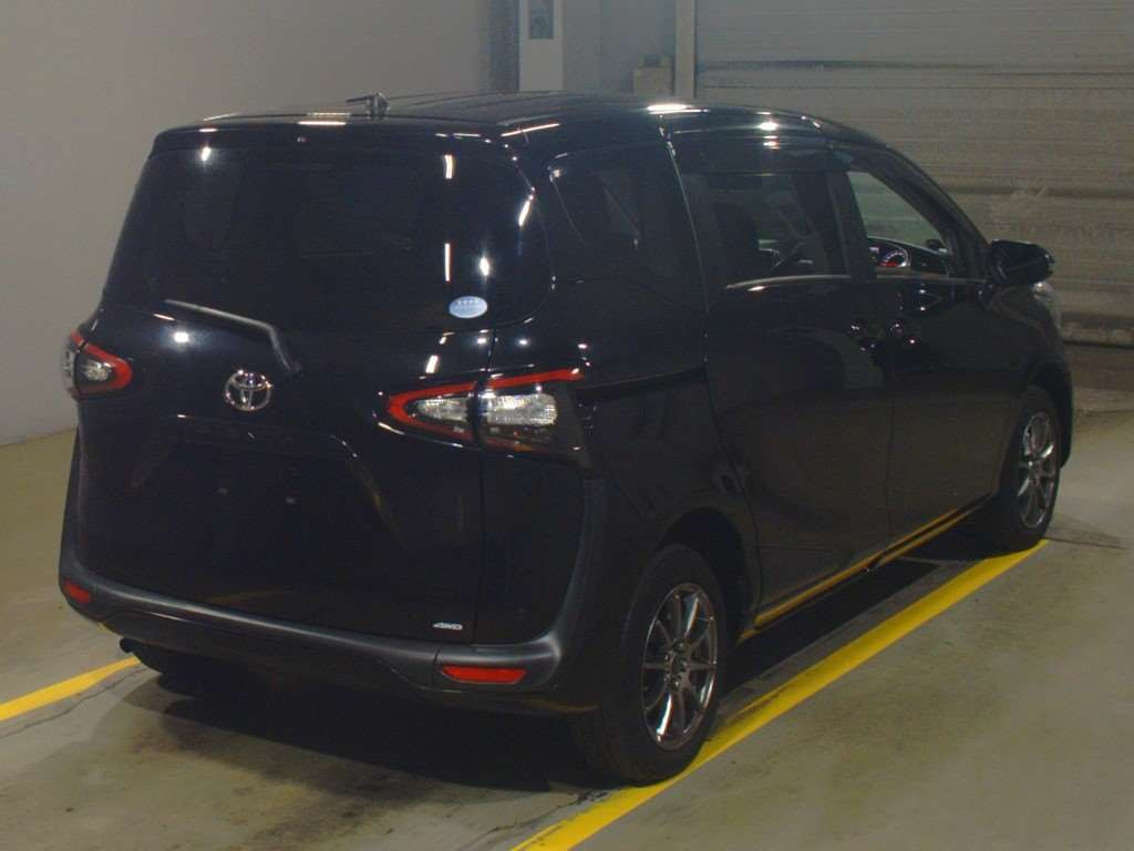 2017 Toyota Sienta NCP175G[1]