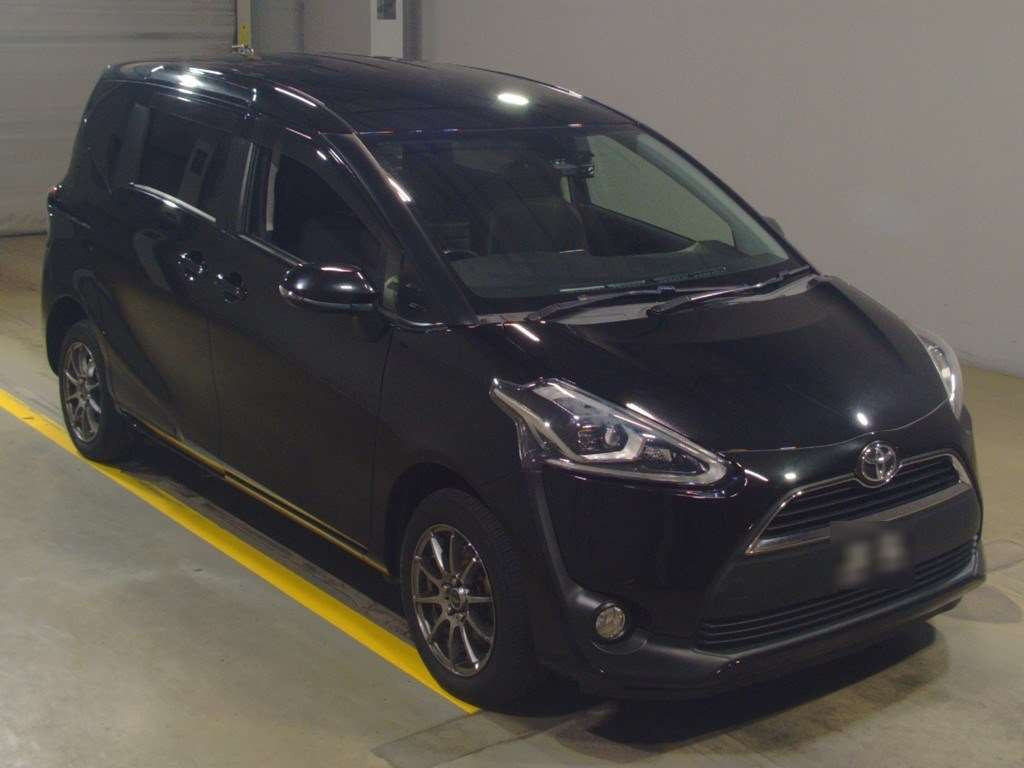 2017 Toyota Sienta NCP175G[2]