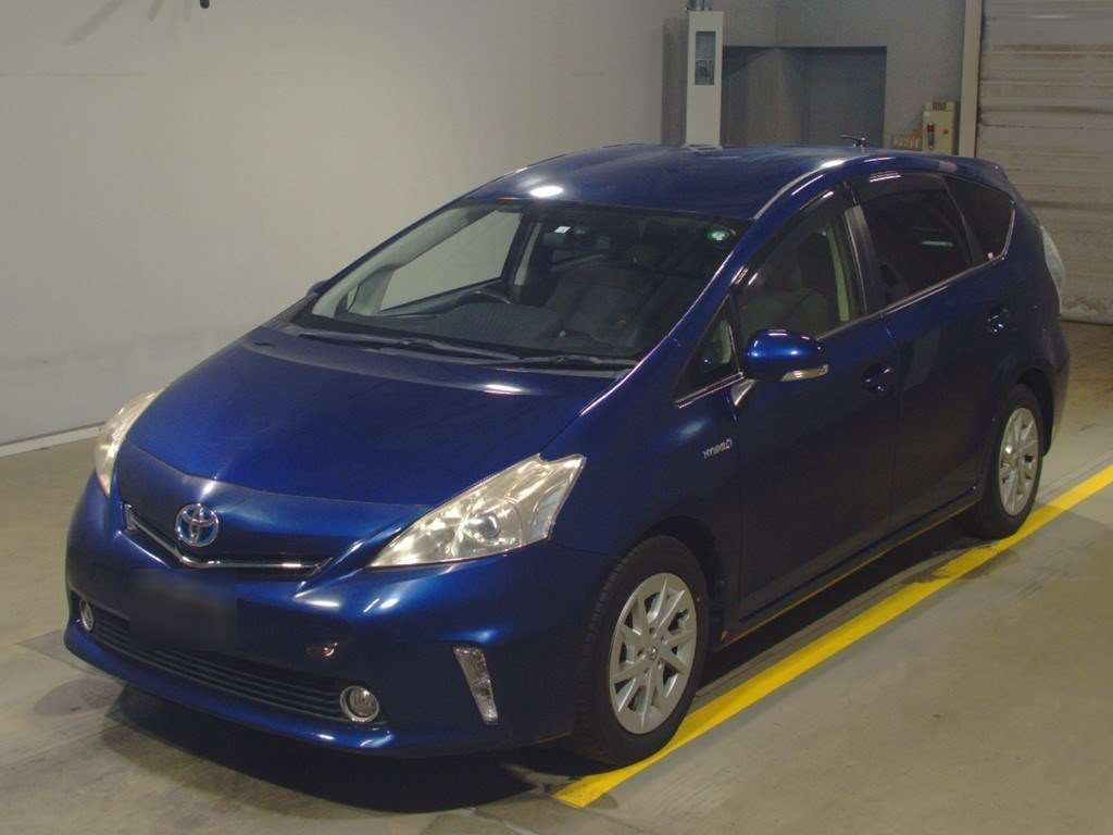 2012 Toyota Prius alpha ZVW41W[0]