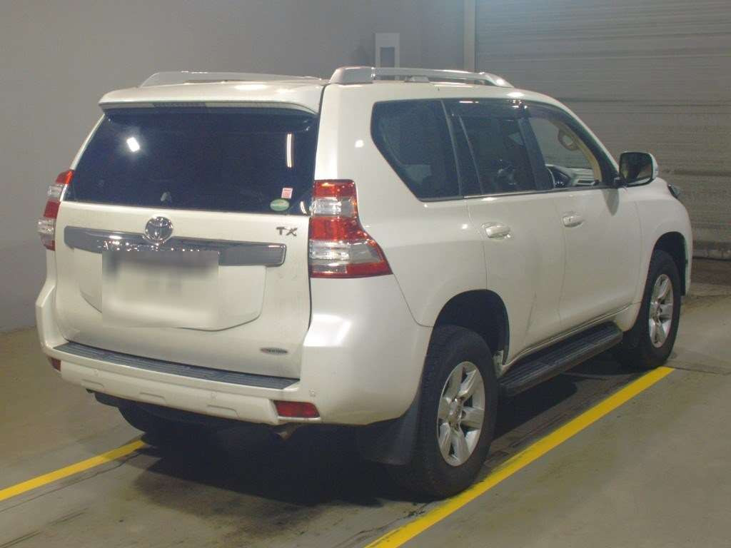 2016 Toyota Land Cruiser Prado GDJ150W[1]