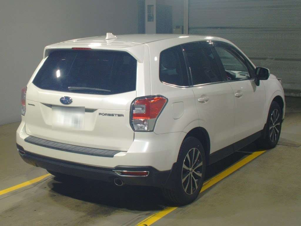 2016 Subaru Forester SJ5[1]