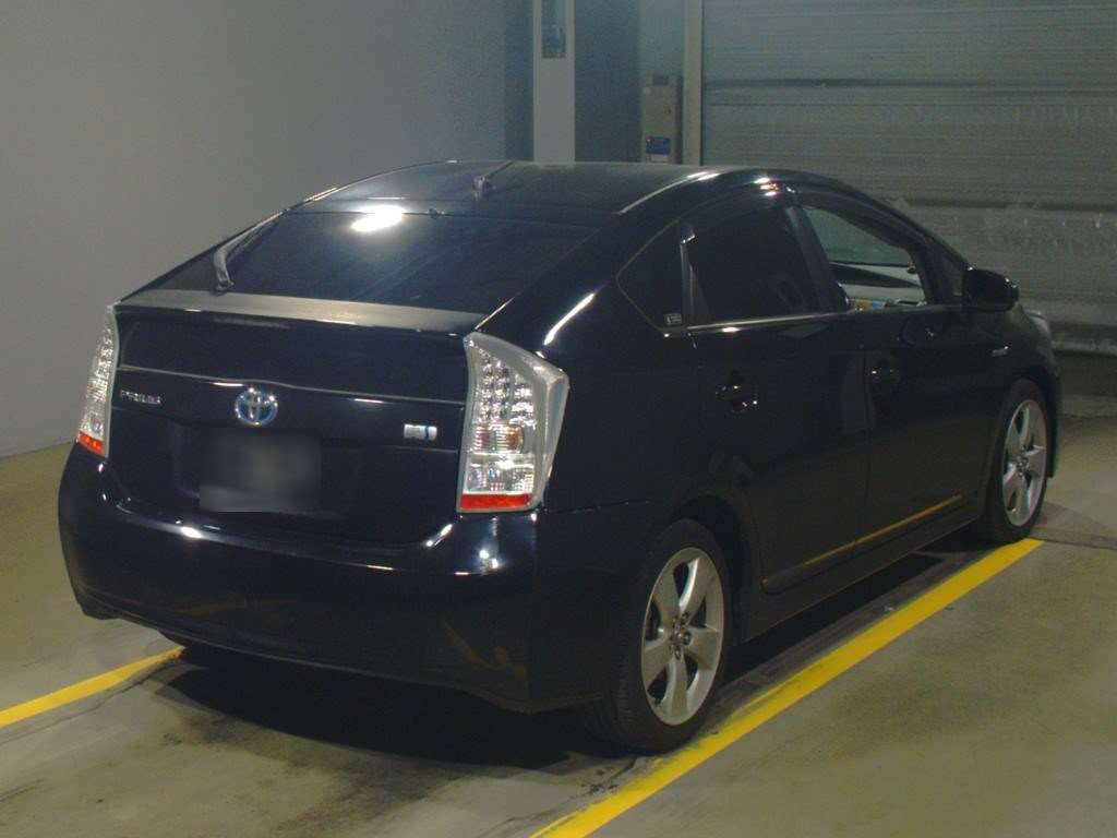 2011 Toyota Prius ZVW30[1]