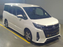 2017 Toyota Noah