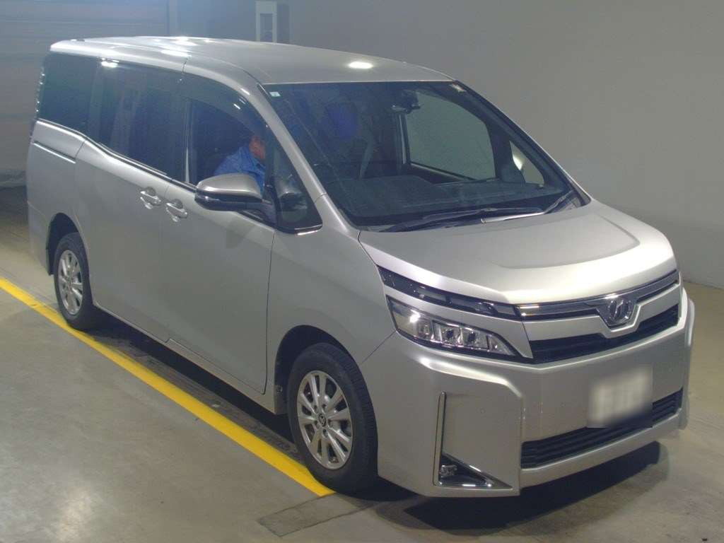 2019 Toyota Voxy ZRR85G[2]