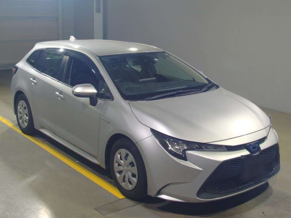 2019 Toyota Corolla Touring Wagon ZWE211W[2]