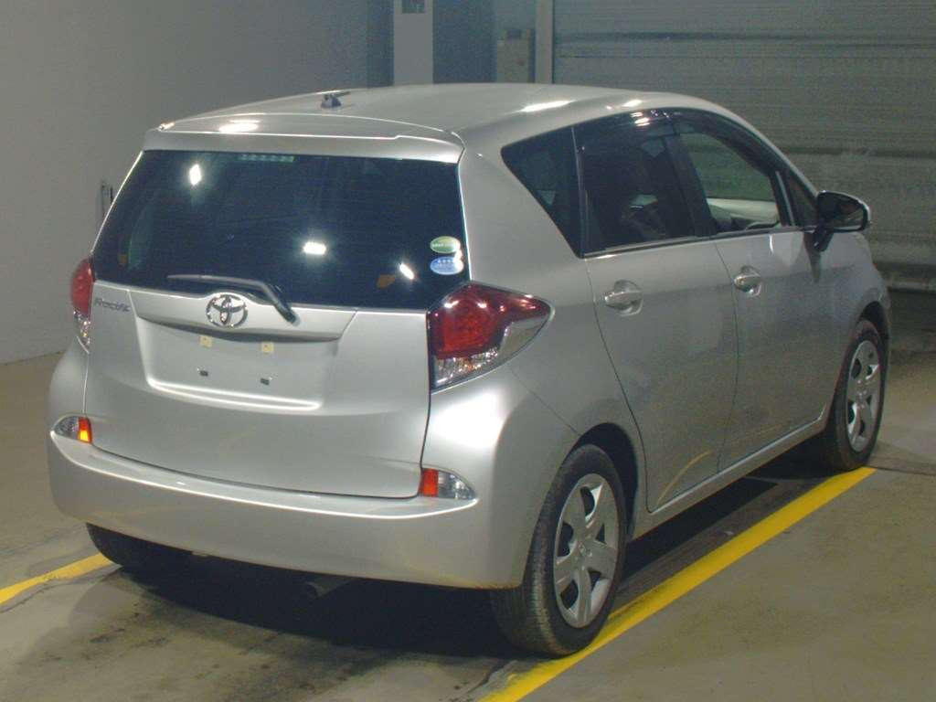 2016 Toyota Ractis NSP120[1]