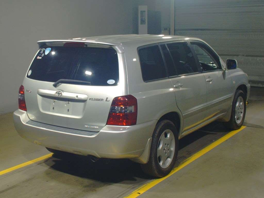 2004 Toyota KLUGER ACU20W[1]