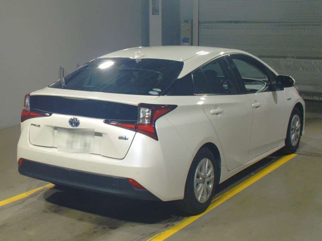 2019 Toyota Prius ZVW51[1]