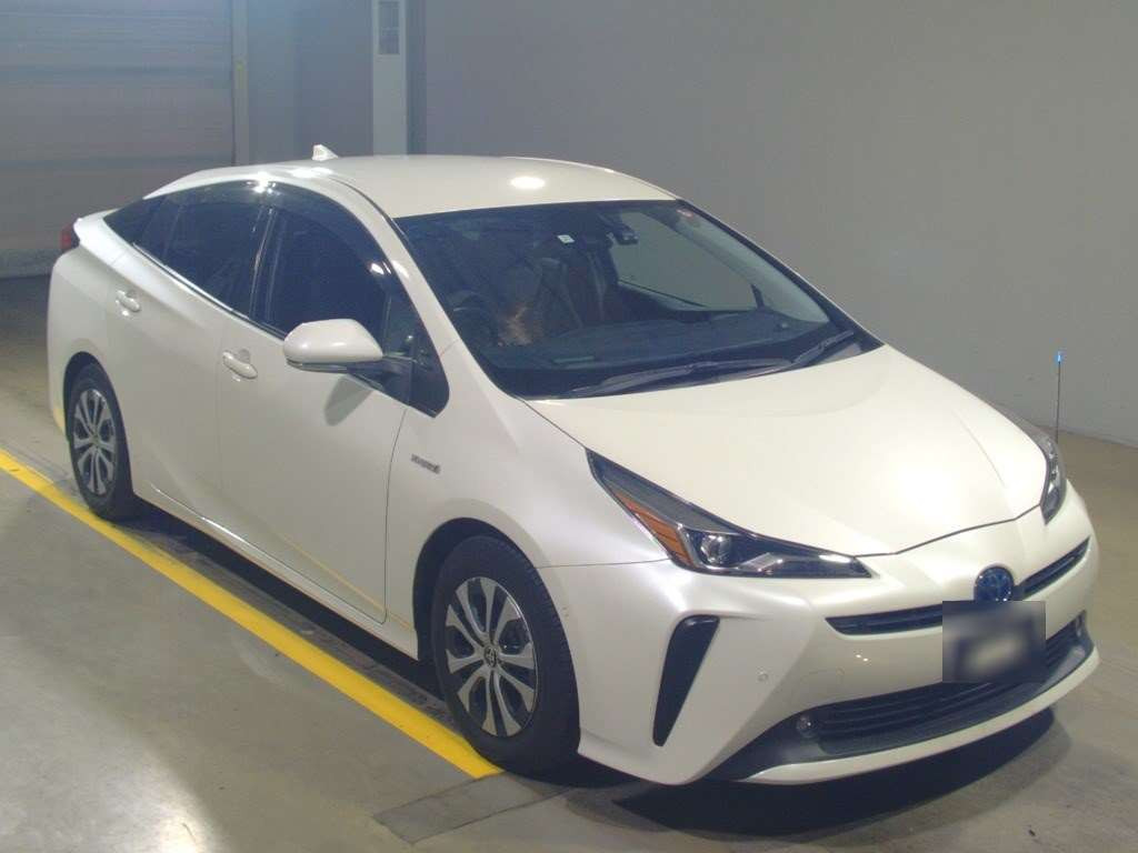 2019 Toyota Prius ZVW51[2]