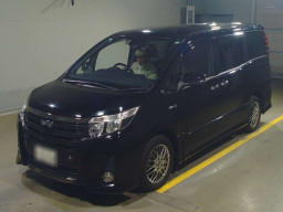 2016 Toyota Noah