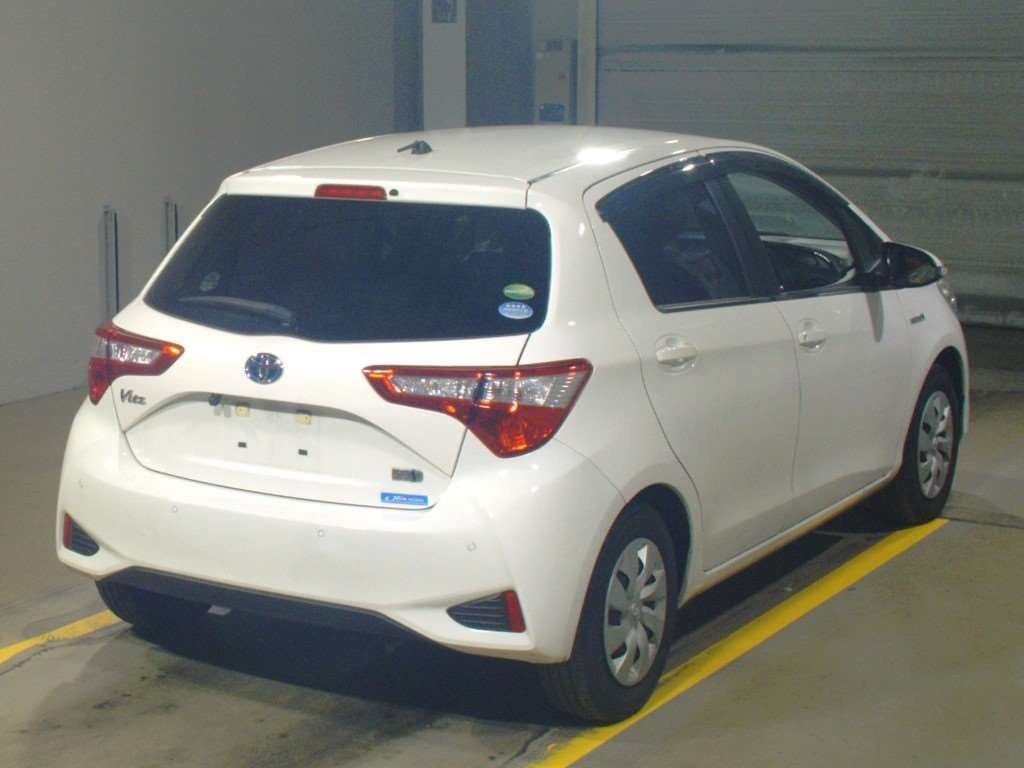 2019 Toyota Vitz NHP130[1]