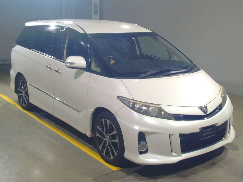 2013 Toyota Estima ACR50W[2]