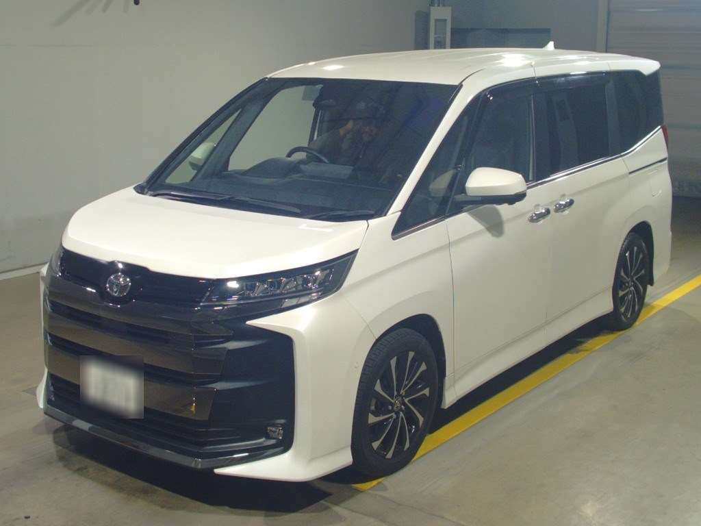 2022 Toyota Noah MZRA90W[0]