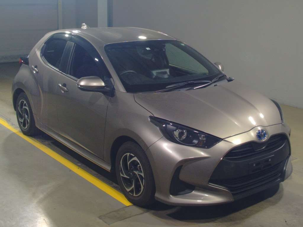 2022 Toyota YARIS MXPH10[2]