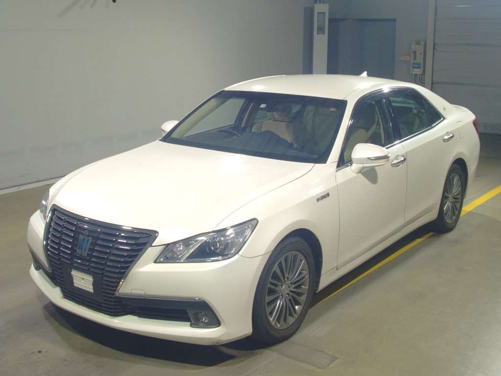 2013 Toyota Crown Hybrid AWS210[0]