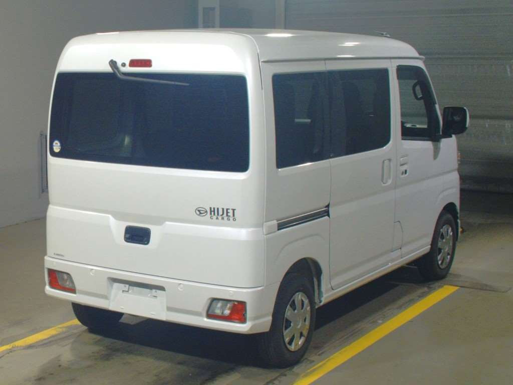 2022 Daihatsu Hijet Cargo S710V[1]