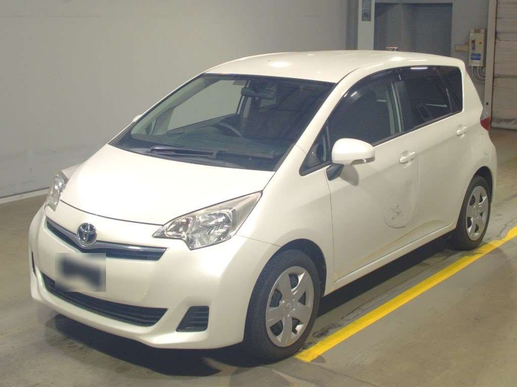 2011 Toyota Ractis NSP120[0]