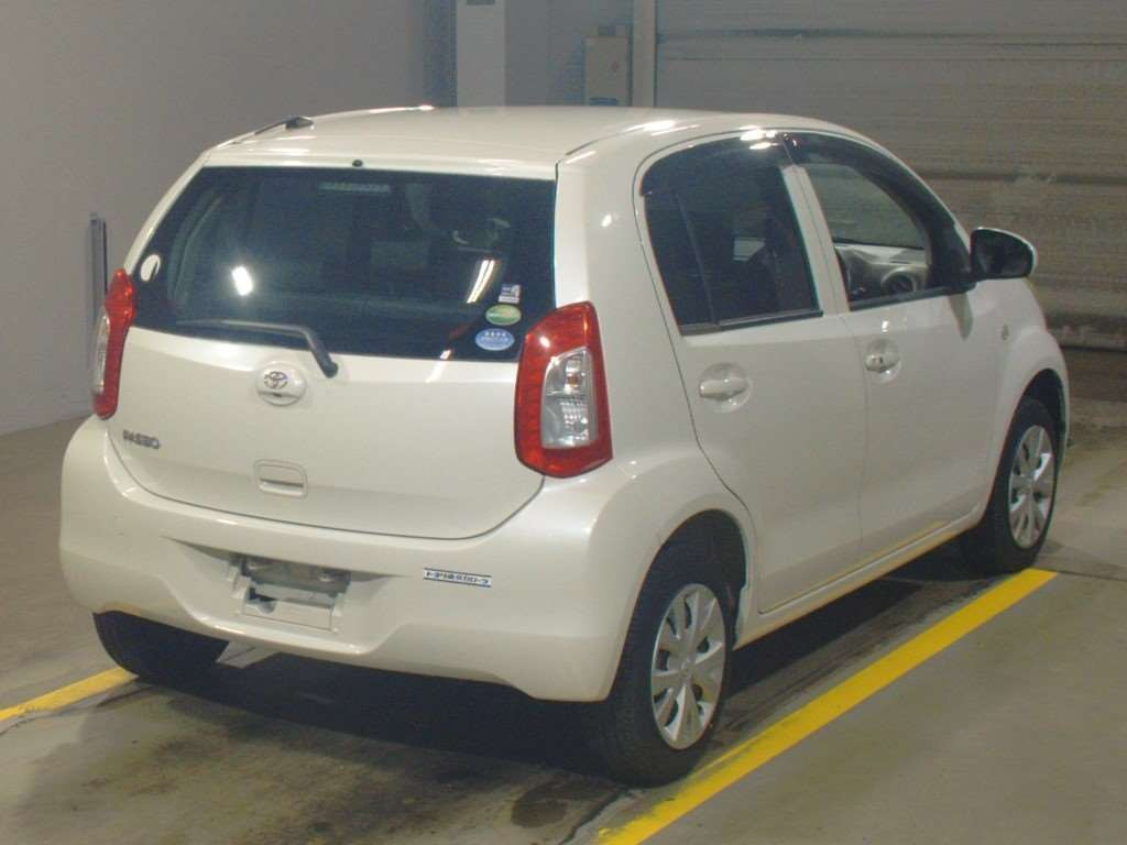 2015 Toyota Passo KGC30[1]