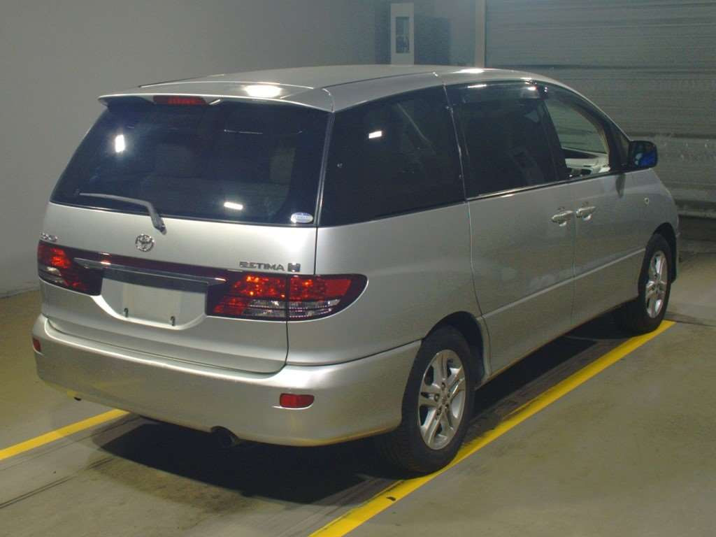 2005 Toyota Estima MCR30W[1]