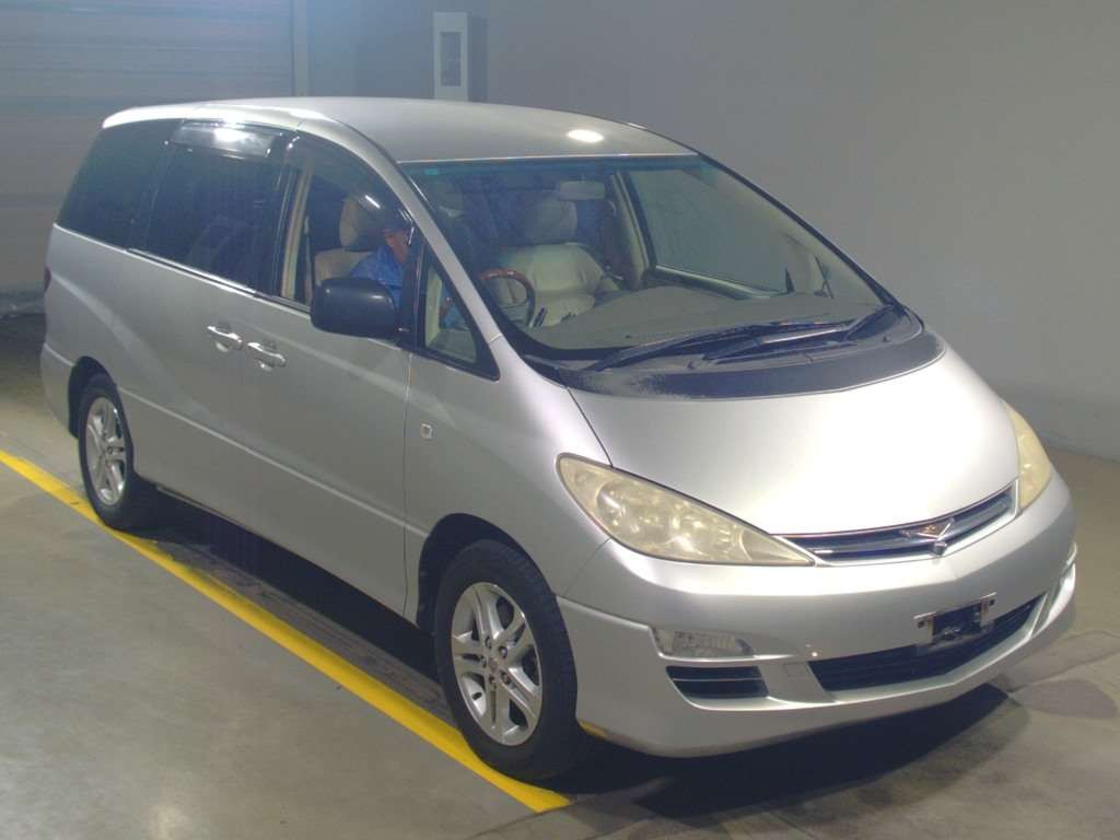 2005 Toyota Estima MCR30W[2]