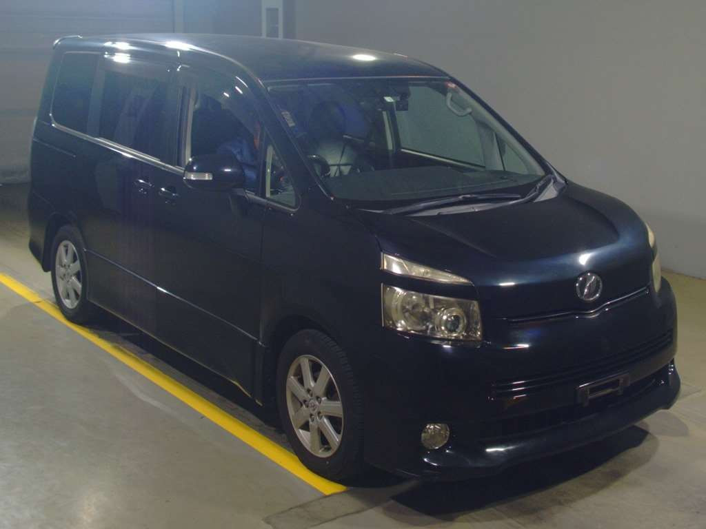 2008 Toyota Voxy ZRR70W[2]