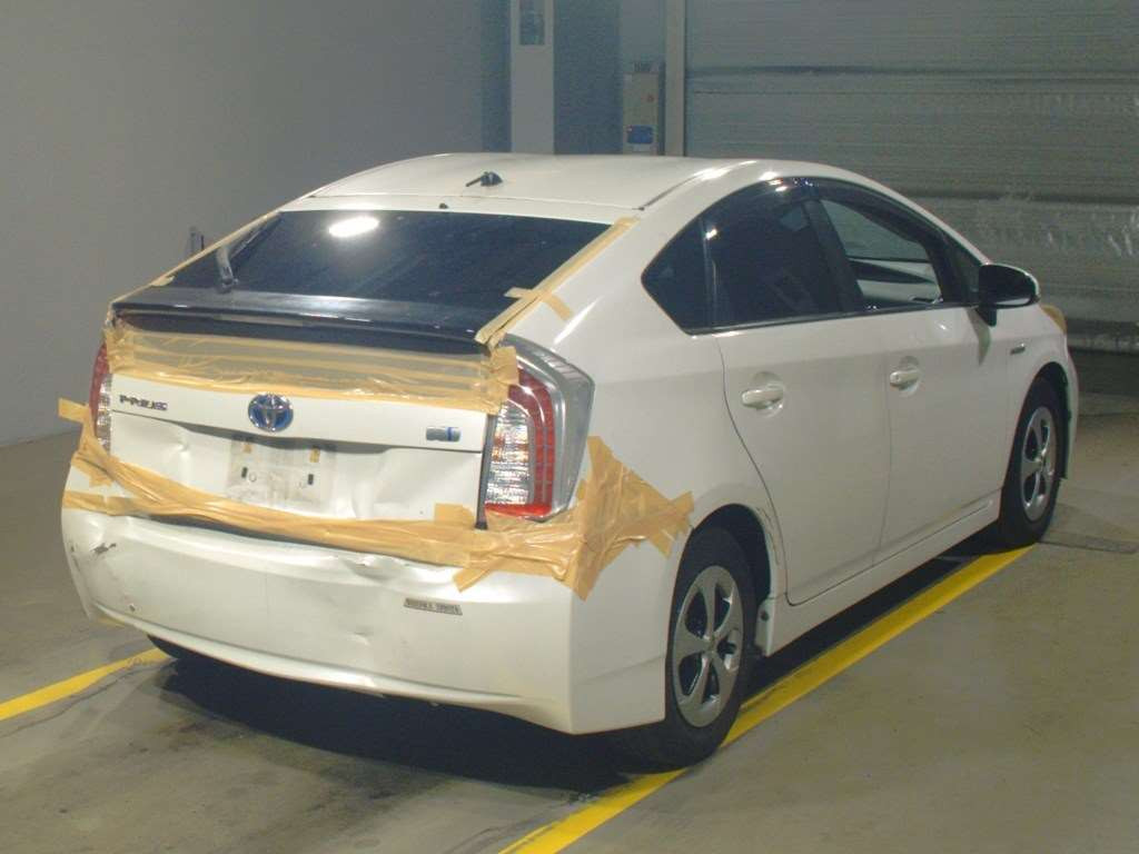 2012 Toyota Prius ZVW30[1]